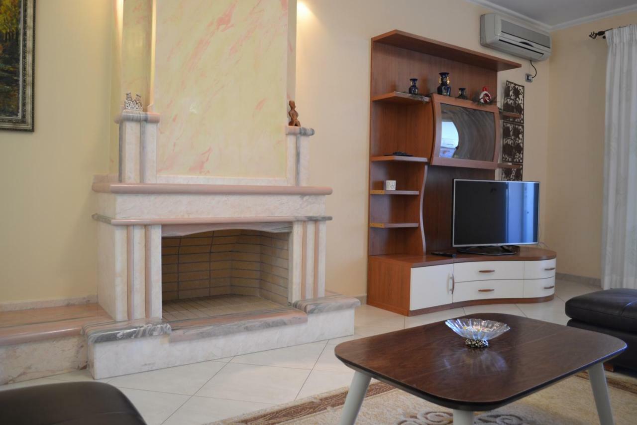 Penthouse Terrace 4 Bedrooms Apartment Vlorë Eksteriør bilde