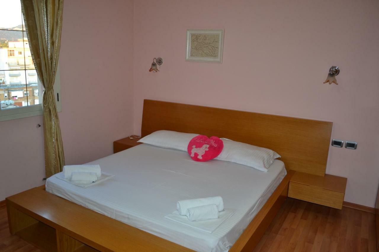 Penthouse Terrace 4 Bedrooms Apartment Vlorë Eksteriør bilde